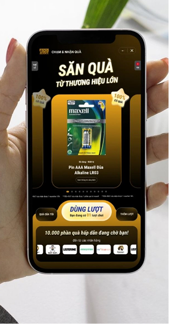 Mở app &
tương tác